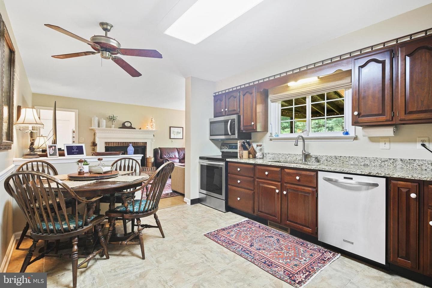 5121 Meadowview Drive photo 30
