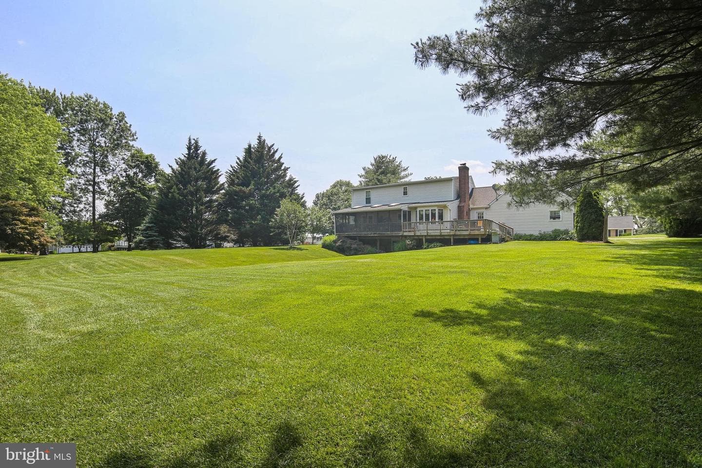 5121 Meadowview Drive photo 9