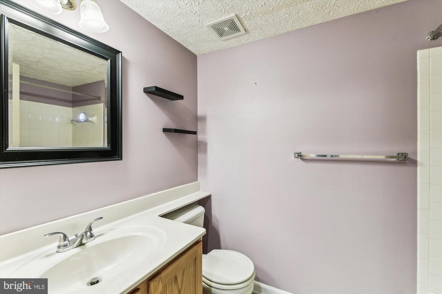 582 Doefield Court photo 34