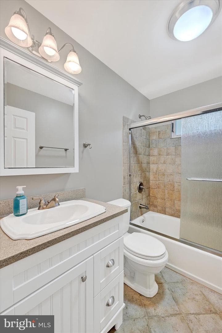711 Idlewild Road photo 20