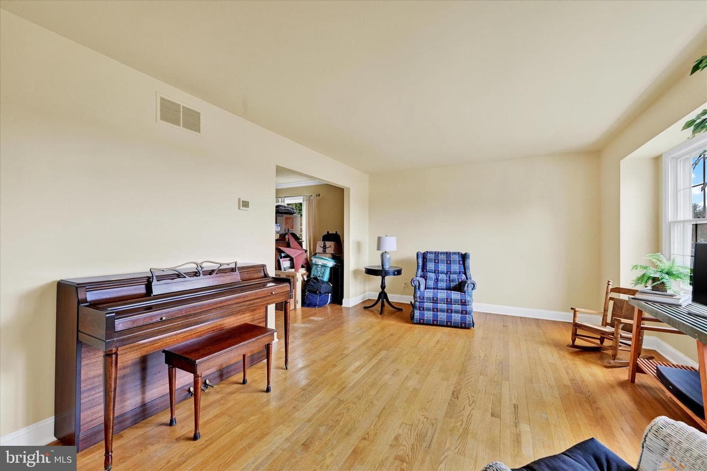 711 Idlewild Road photo 5