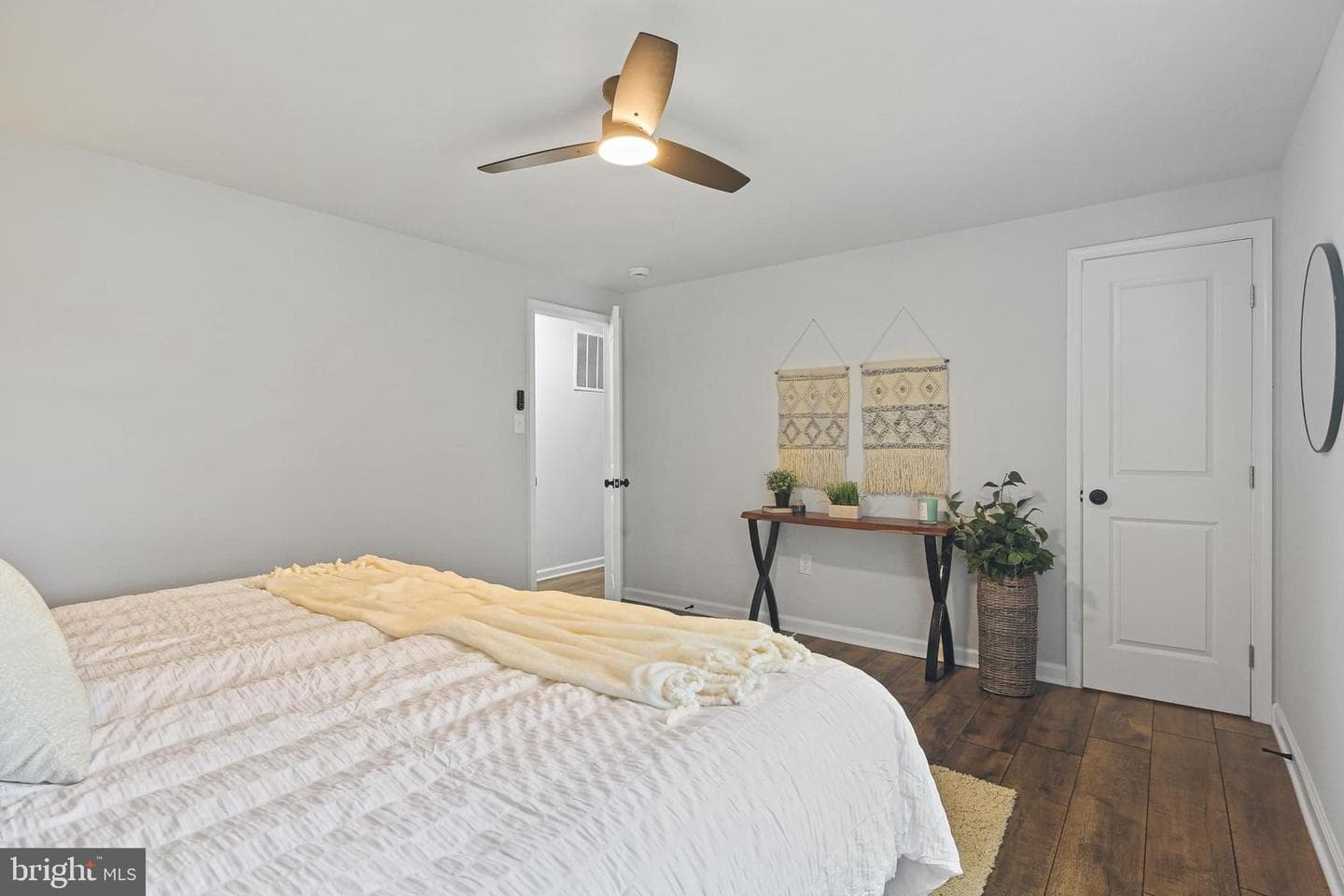 924 Cambridge Avenue photo 19