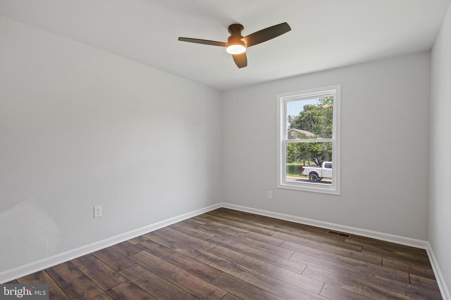 924 Cambridge Avenue photo 20