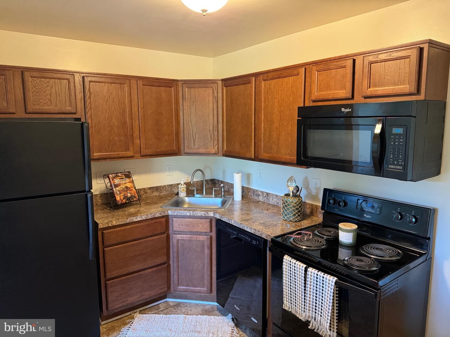 108 Seevue Court #f photo 16