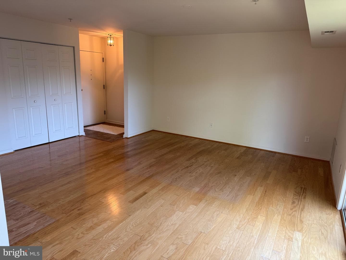 108 Seevue Court #f photo 7