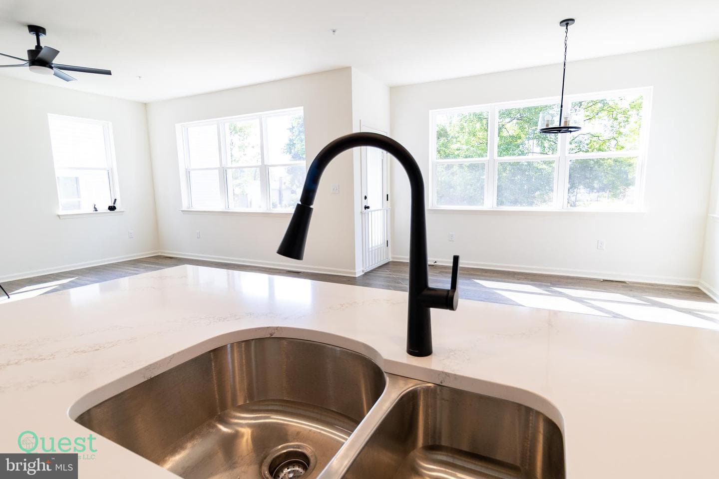 2115 Nuttal Avenue photo 22