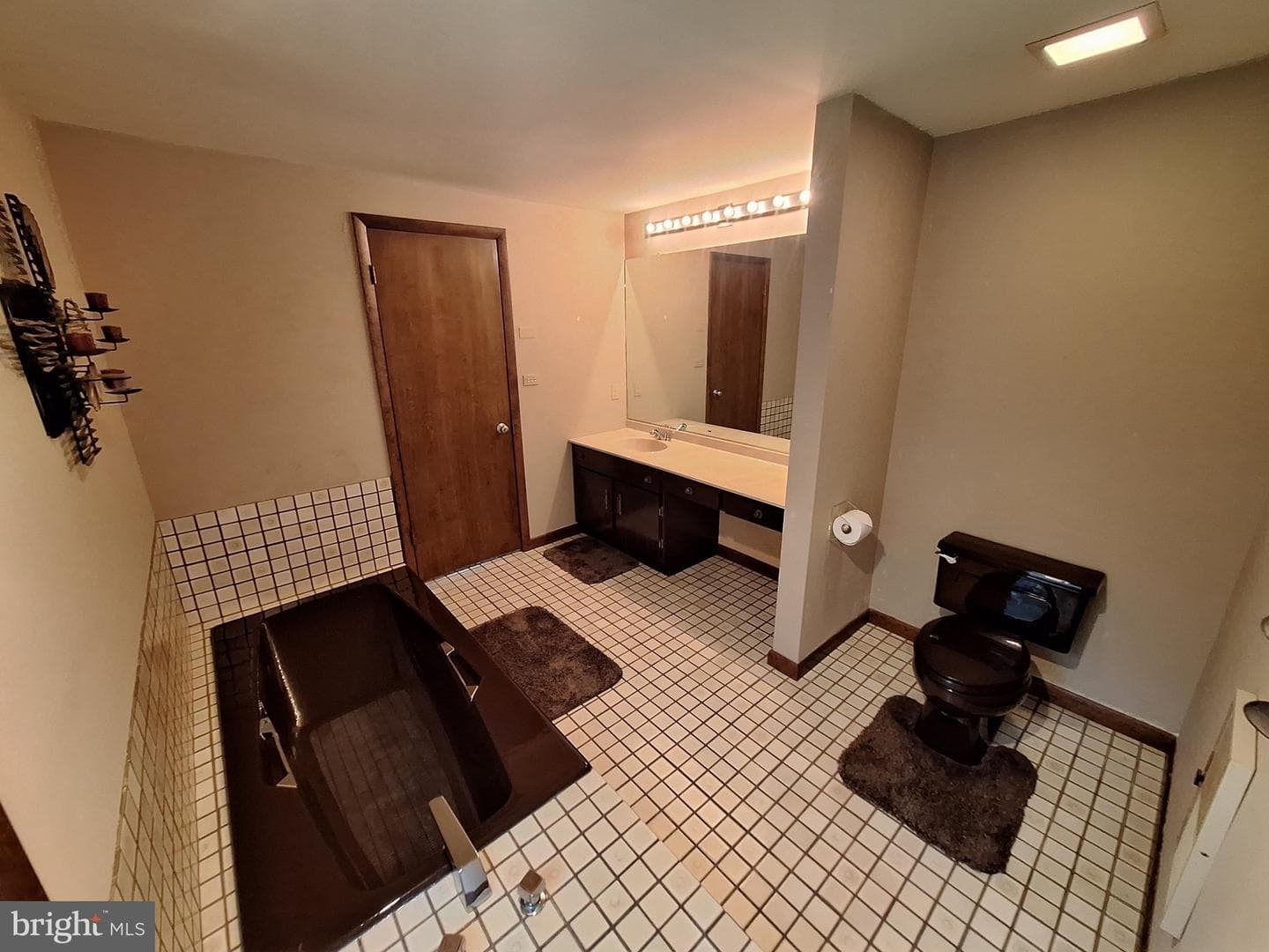 603 E Wheel Road photo 40