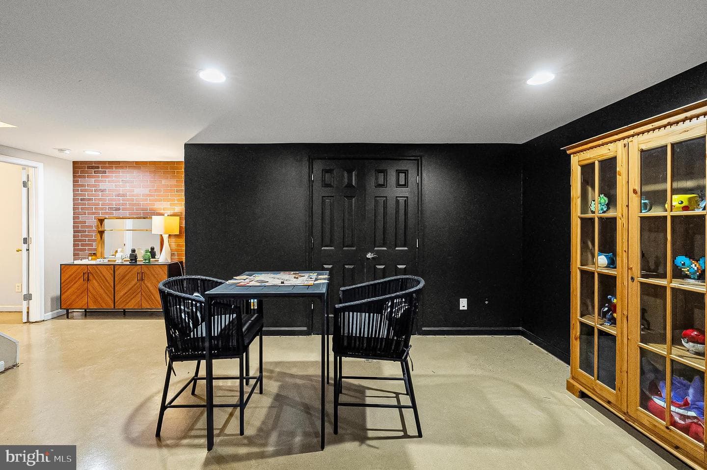 900 Clymer Court photo 44