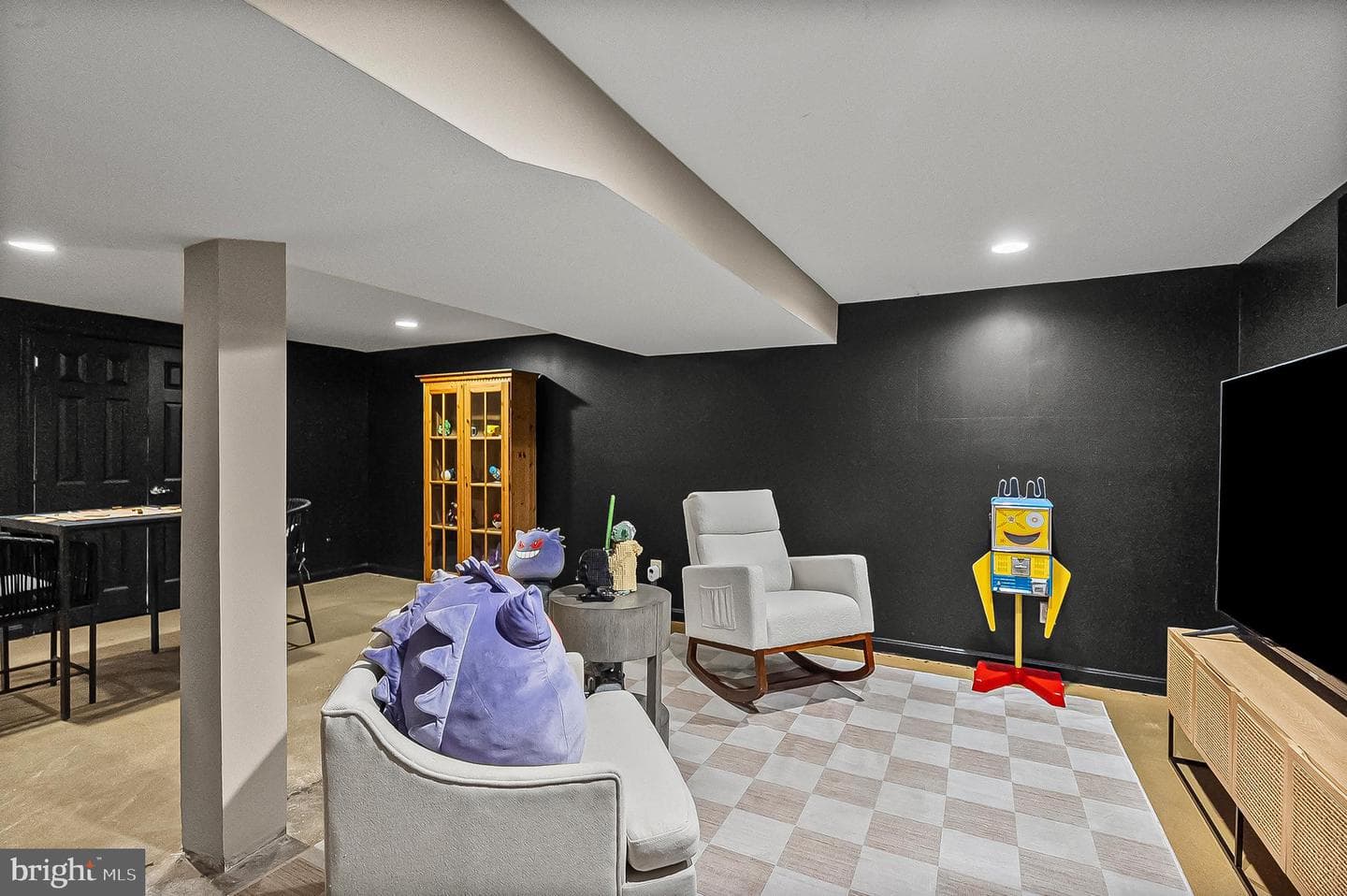 900 Clymer Court photo 45