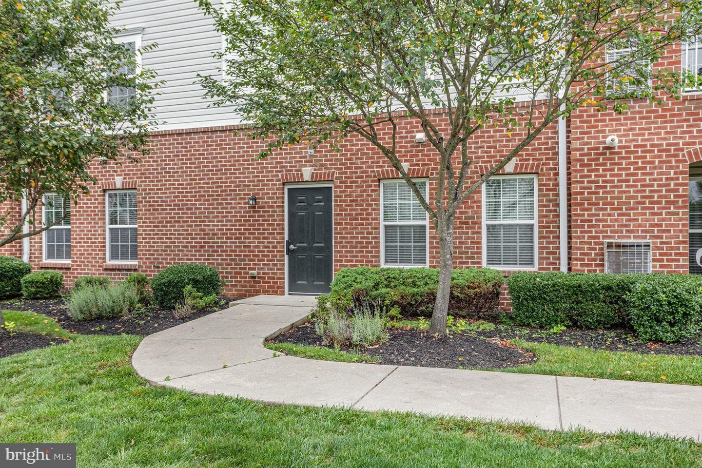 261 Beckenham Circle #204 photo 24