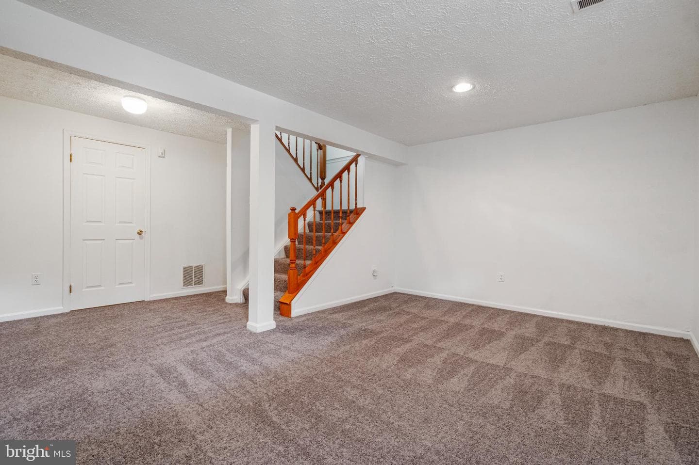 3322 Racoon Court photo 34