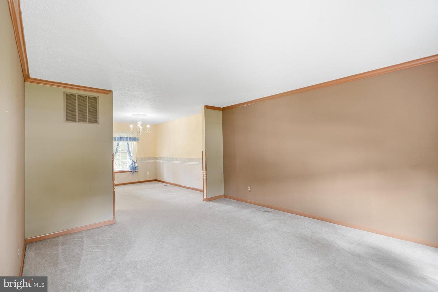 332 Ponfield Road E photo 18