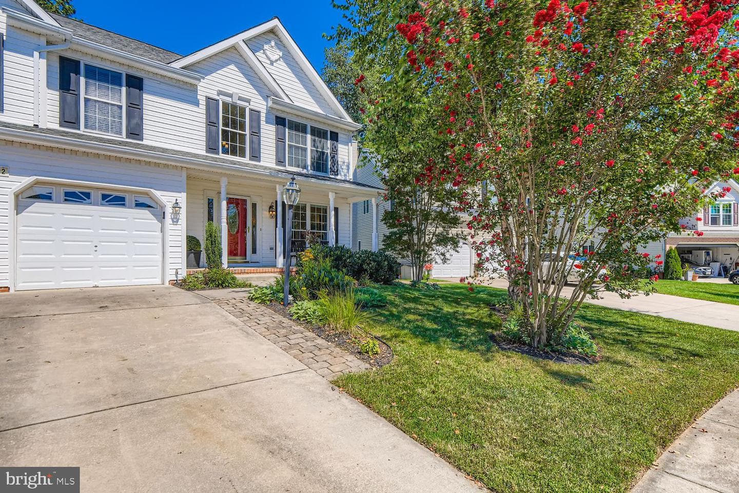 4822 Seven Trails Circle photo 2
