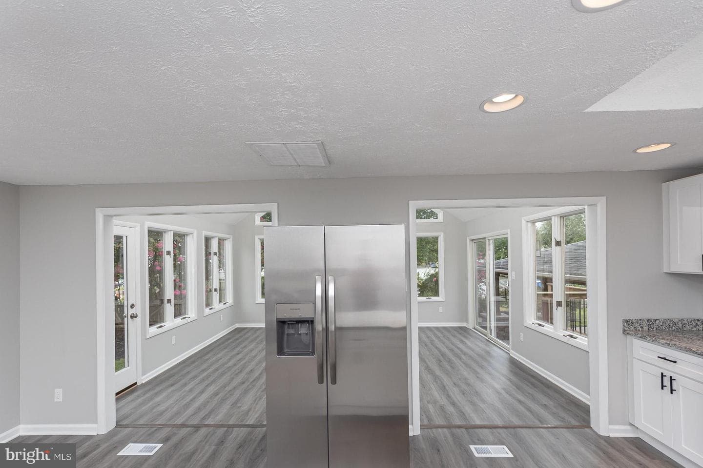 737 Shore Drive photo 17