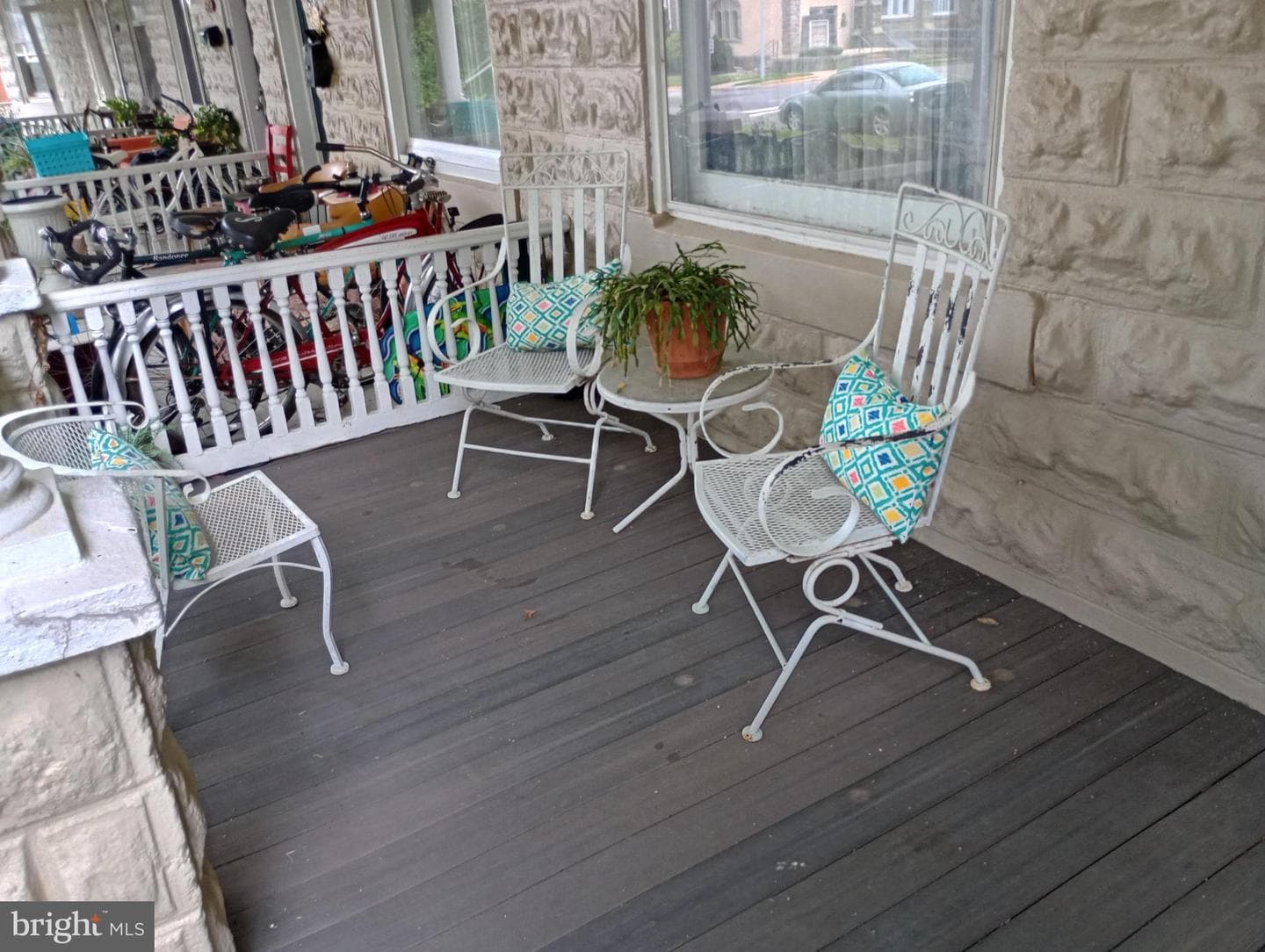 563 Congress Avenue photo 3