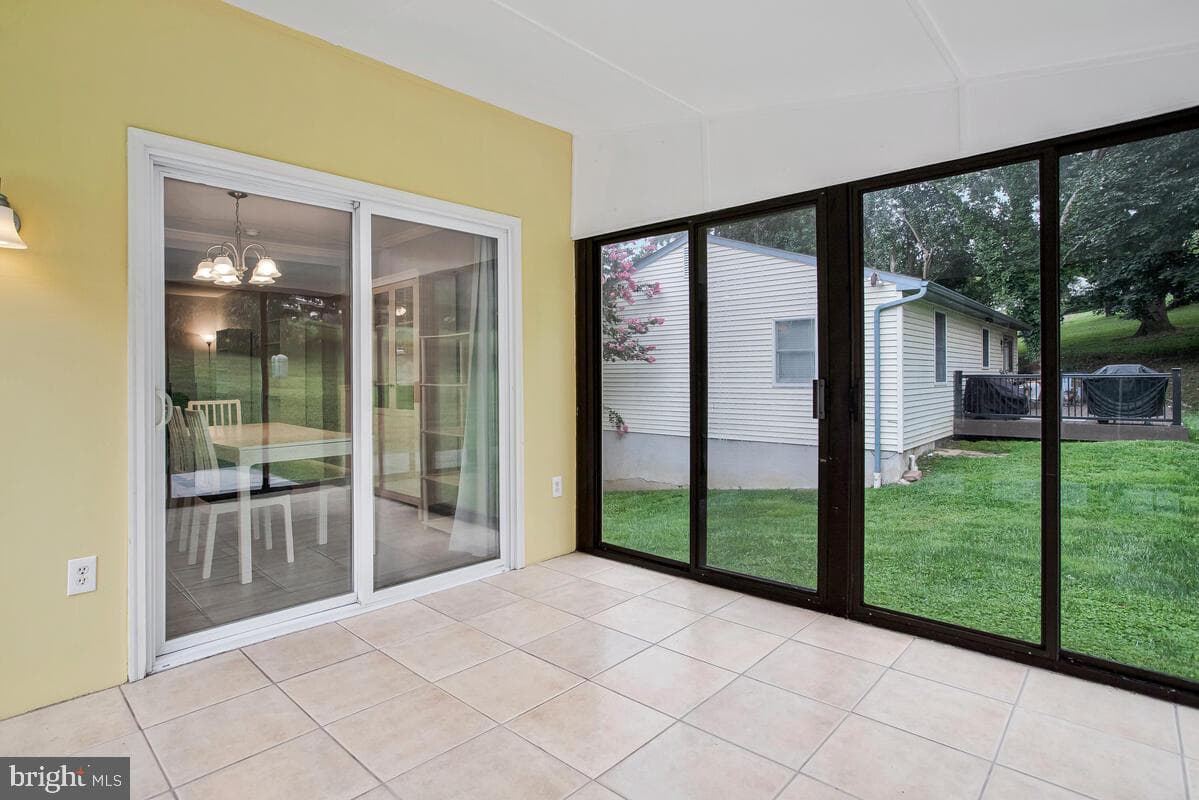 12 Overbrook Lane photo 14