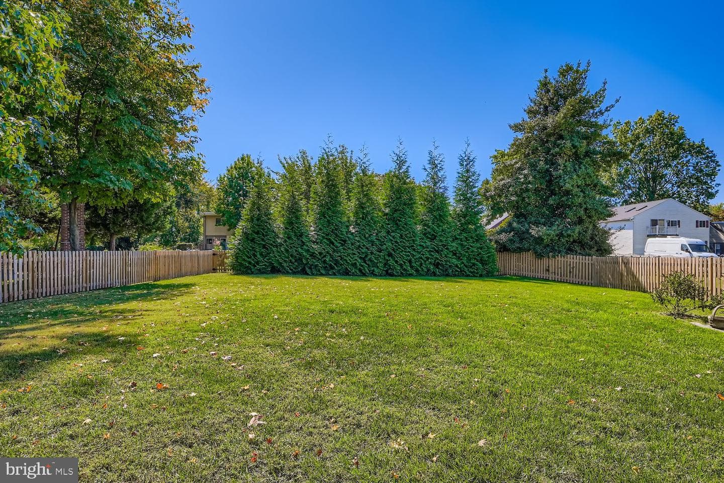 610 Lewis Street photo 27