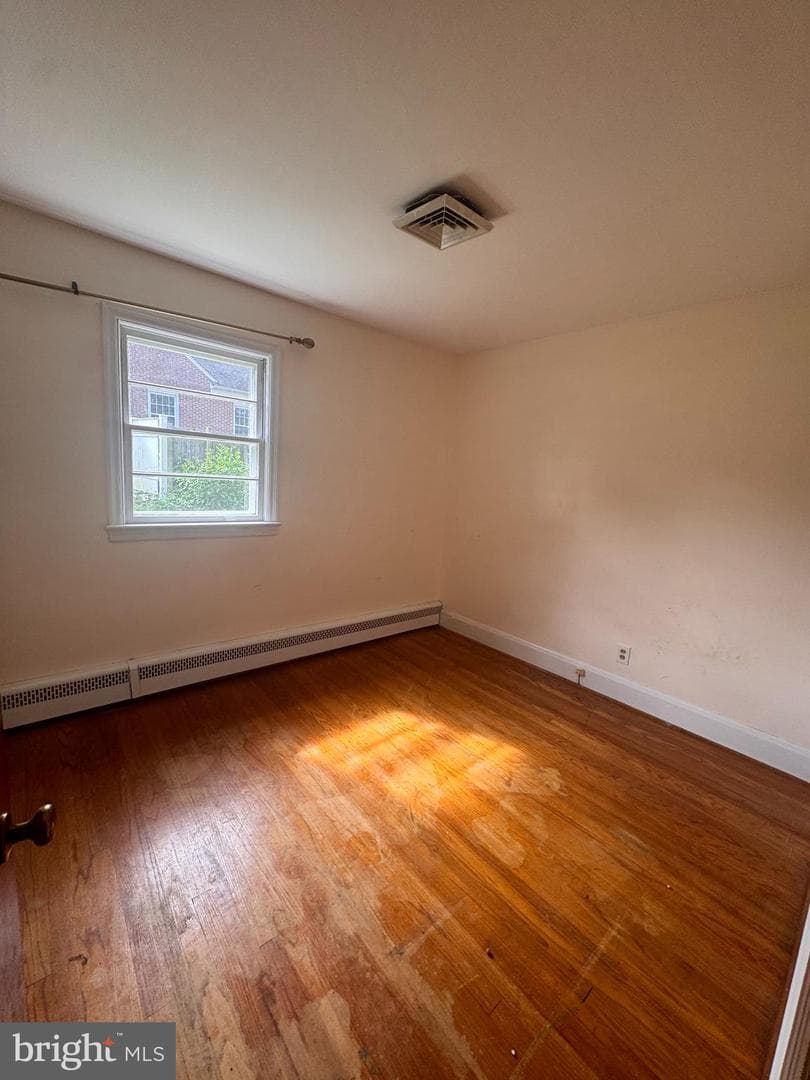 302 S Fountain Green Road photo 7