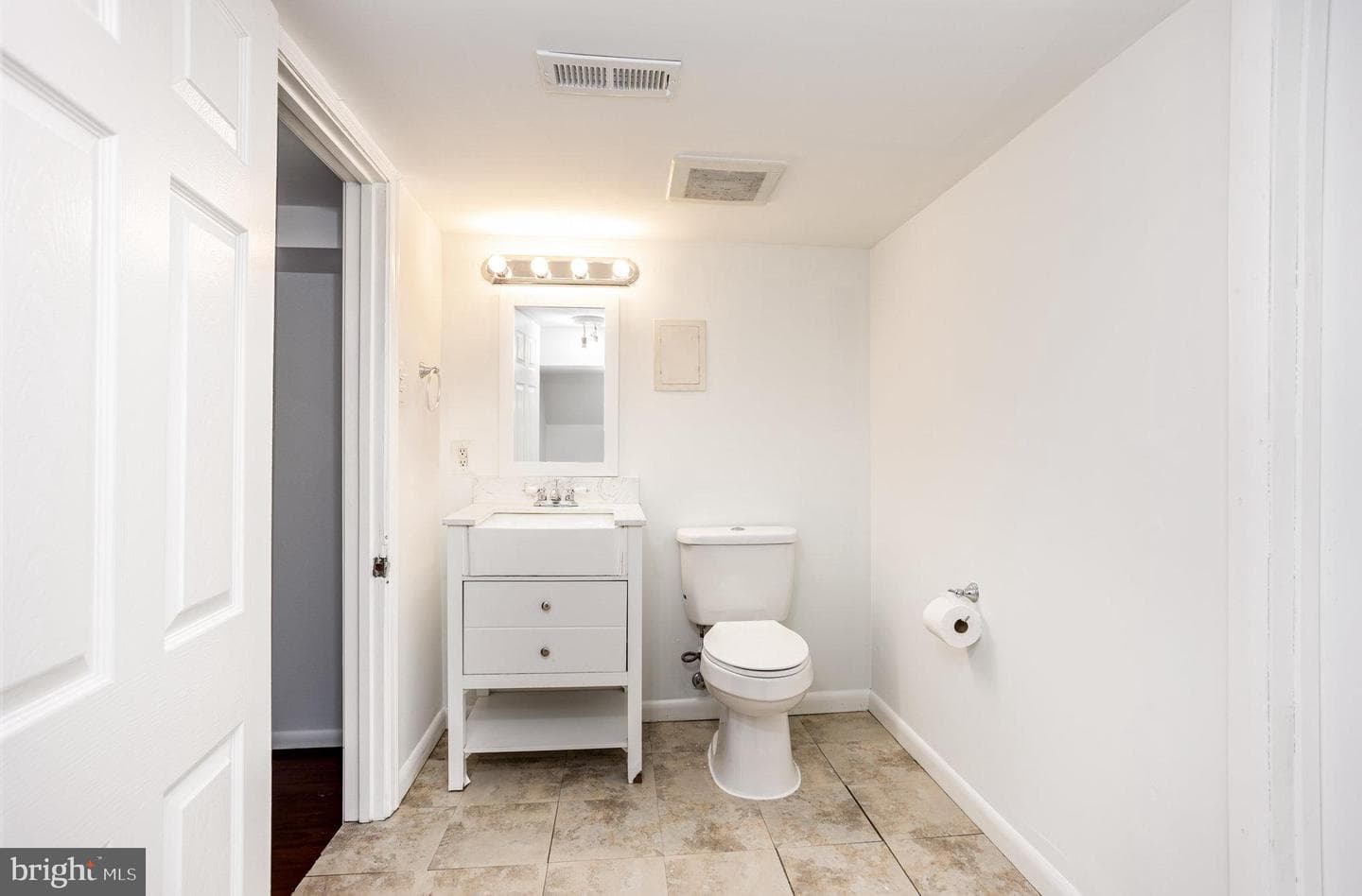 615 Pinehurst Street photo 29