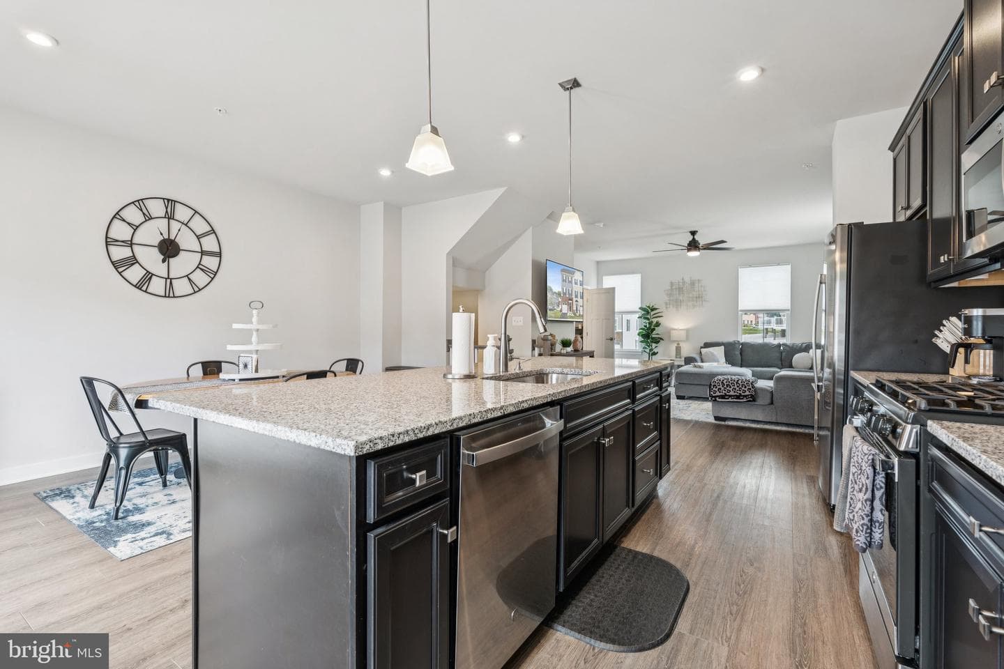 2532 Schooner Way photo 8