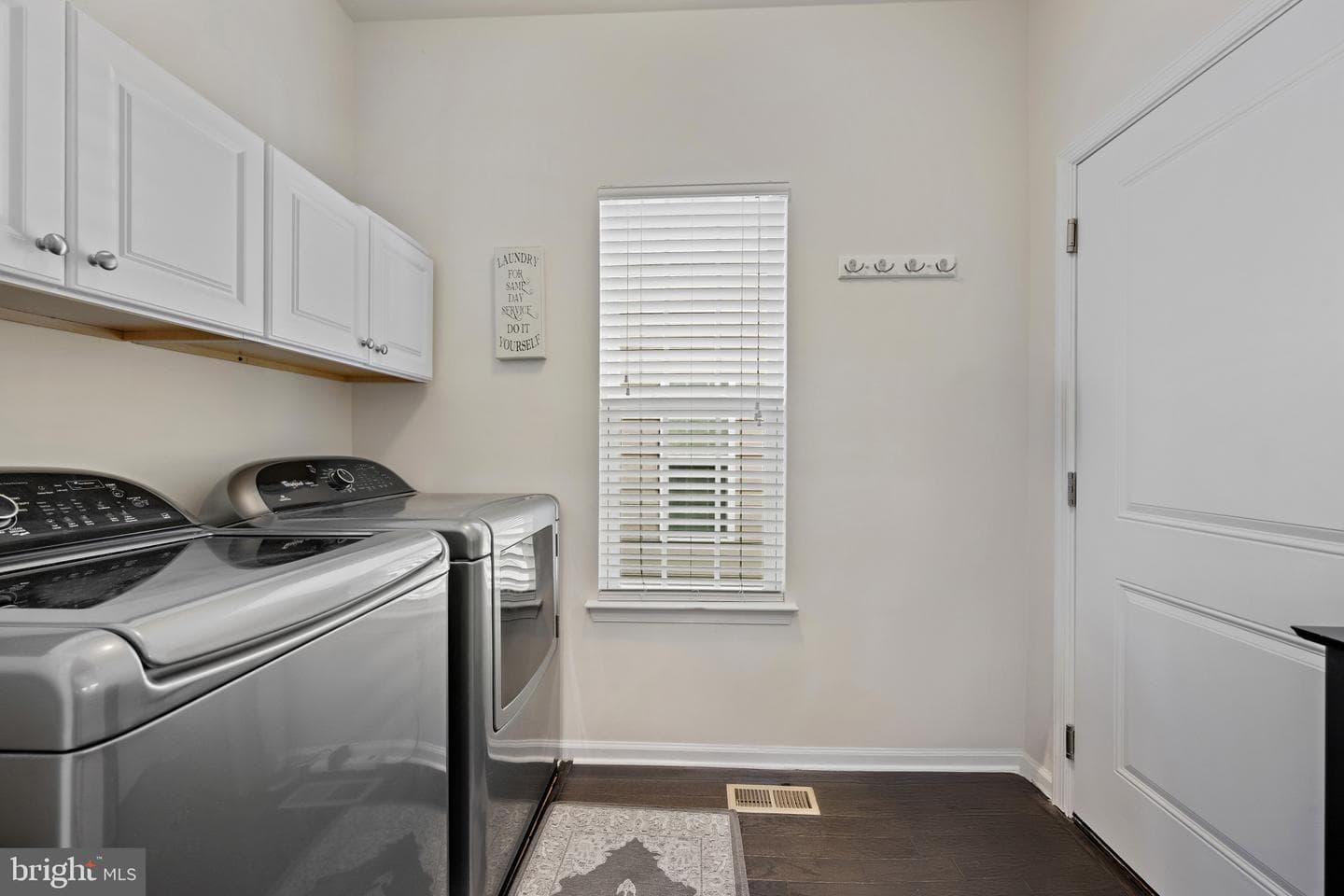 313 Lennox Drive photo 20