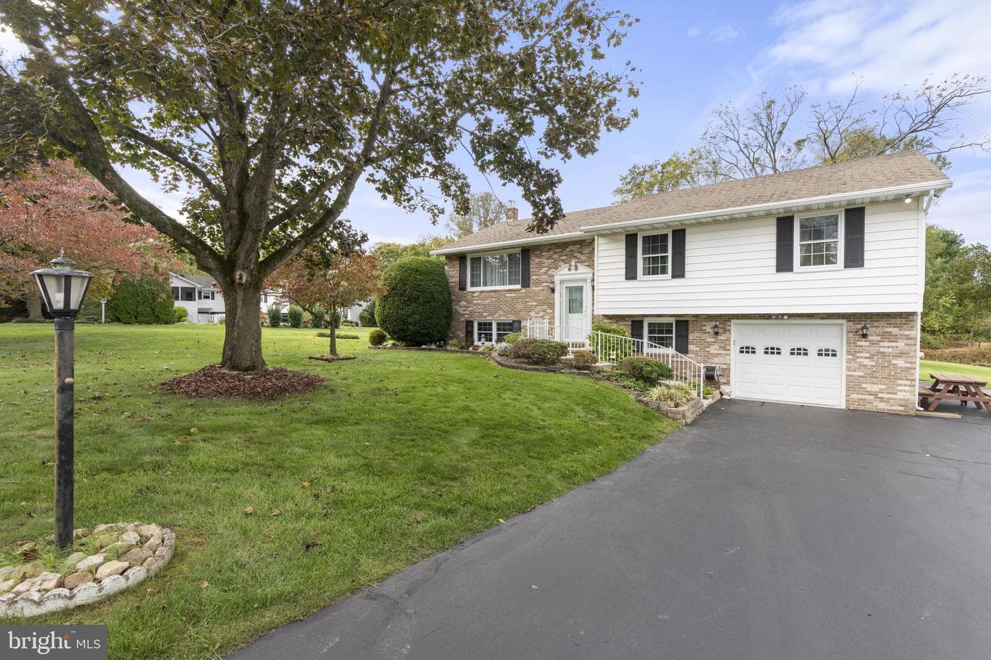 2602 Thorny Drive photo 1