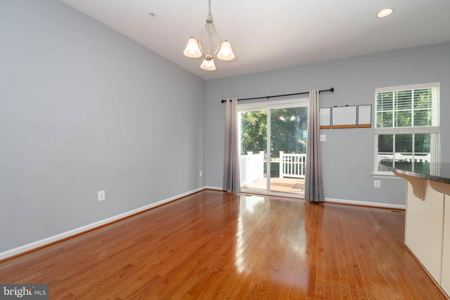 400 Cahill Road photo 11