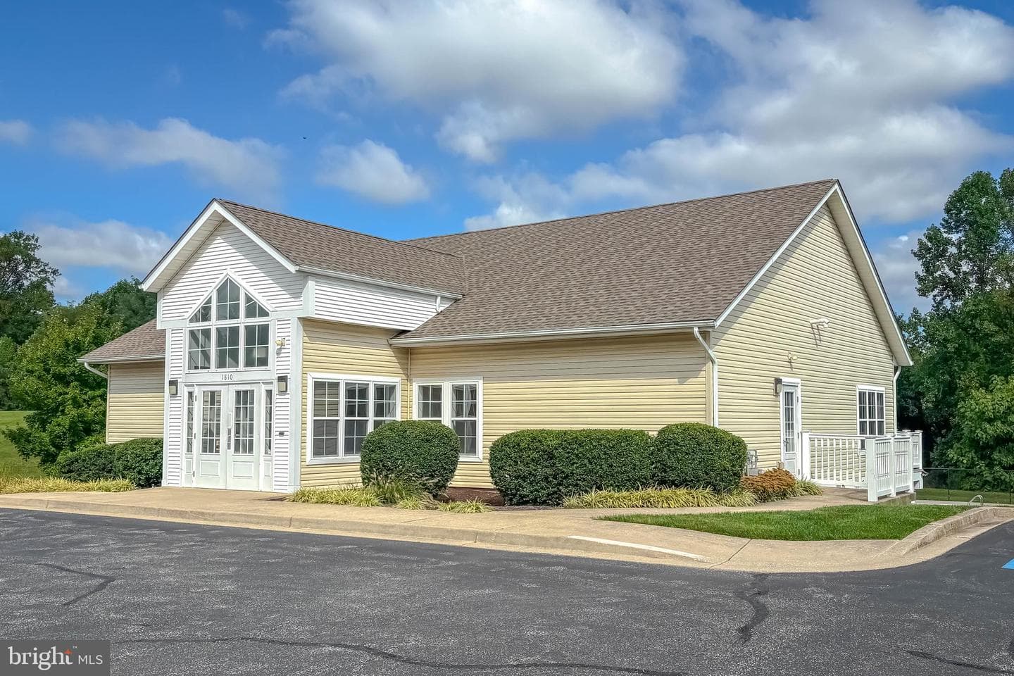 400 Cahill Road photo 41