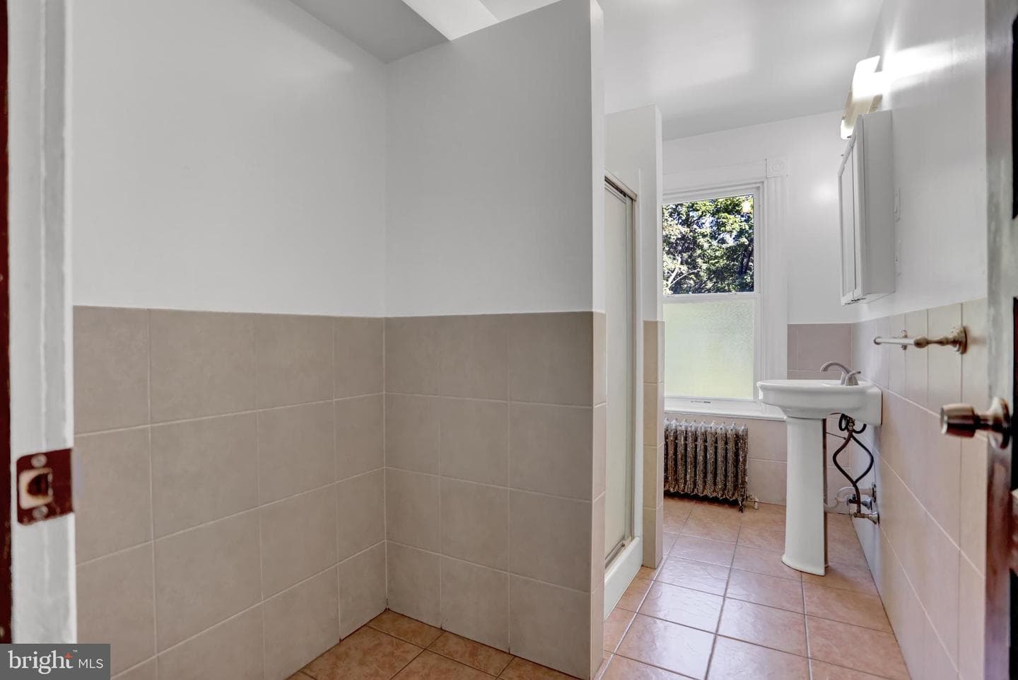 631 W Bel Air Avenue photo 34