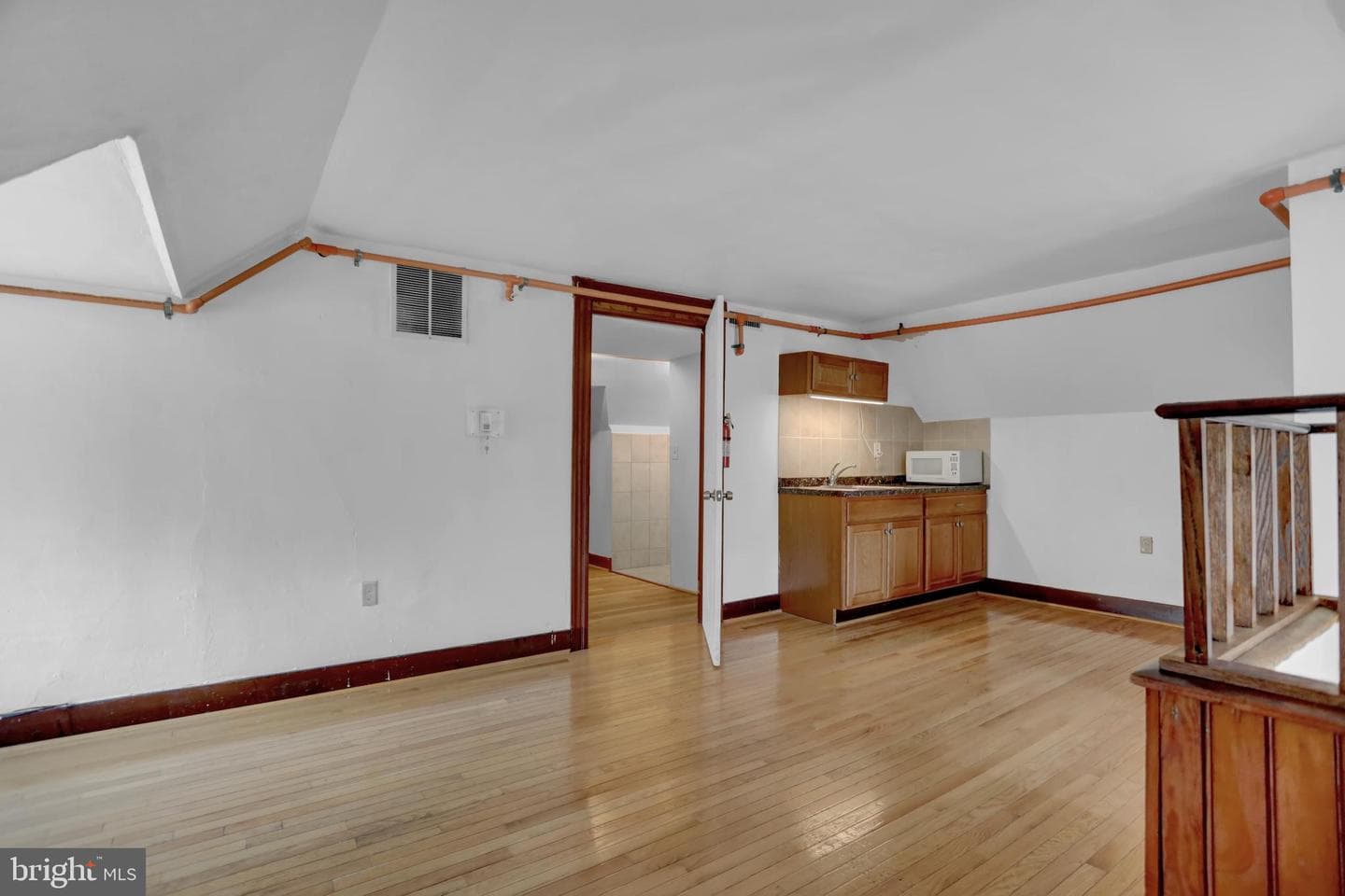 631 W Bel Air Avenue photo 51