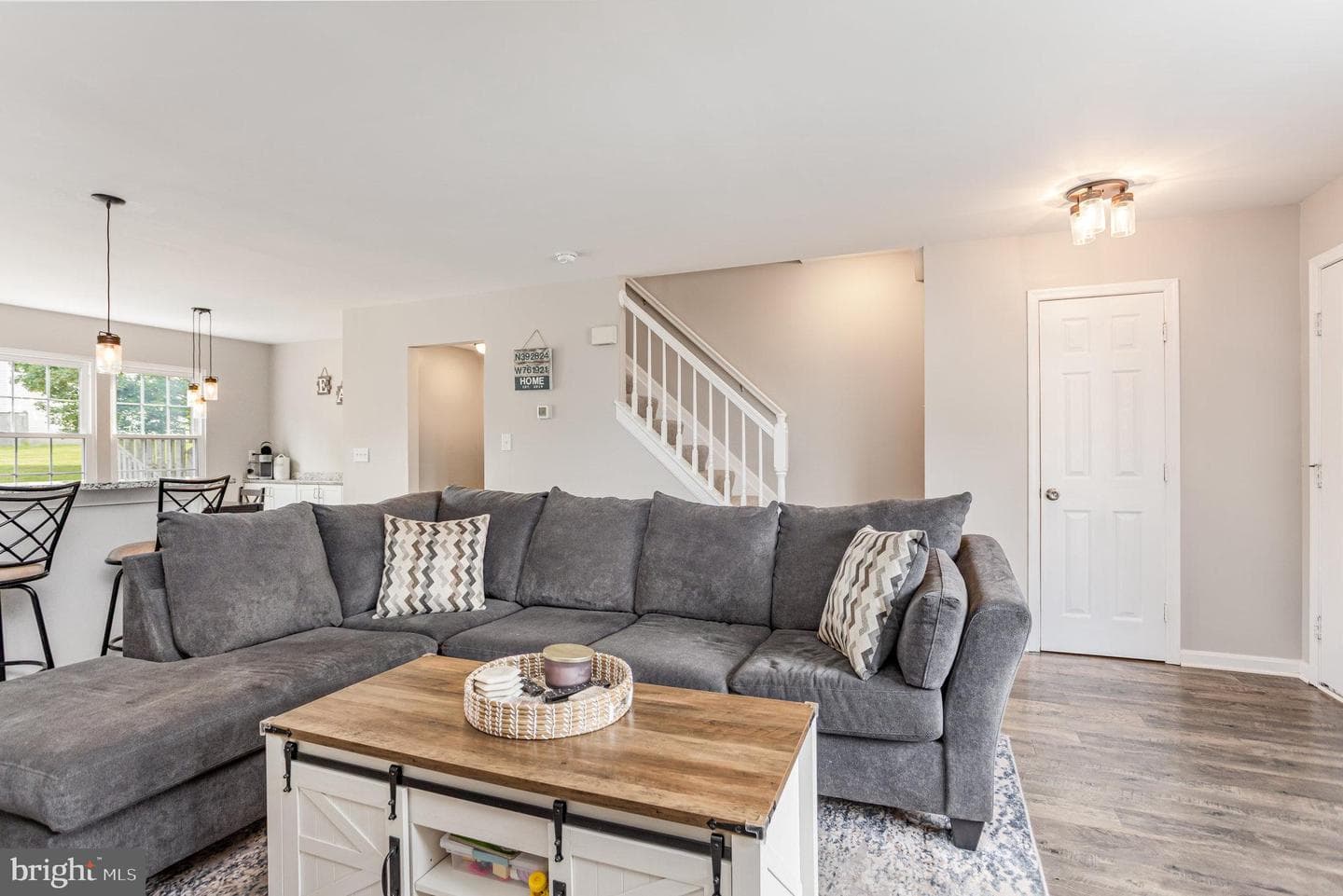 333 Sunray Court photo 3