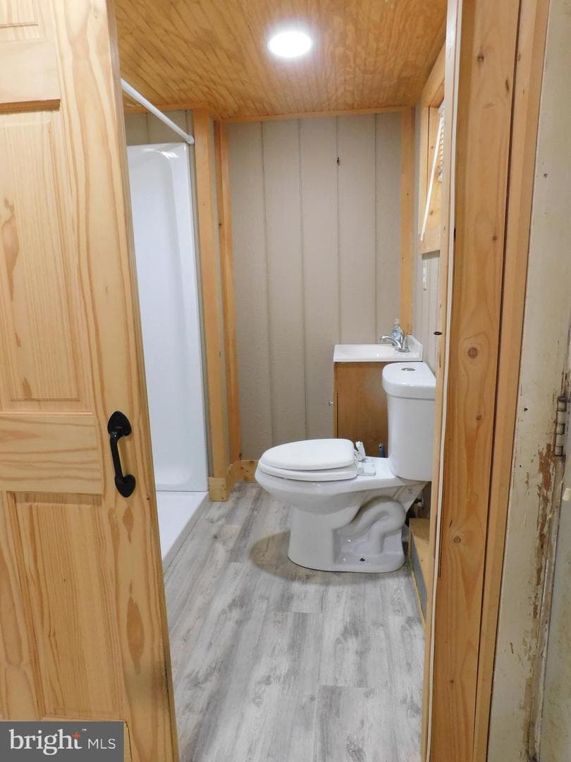 2605 Ady Road photo 9