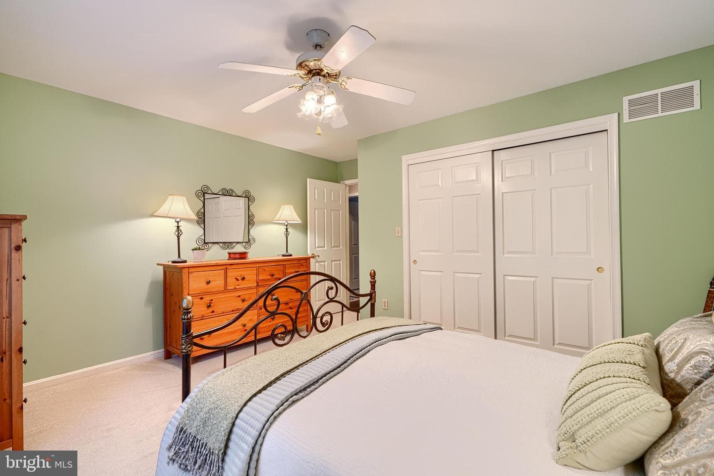 2007 Royal Fern Court photo 45