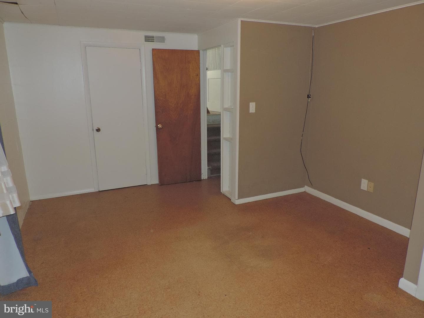 408 Clover Street photo 41