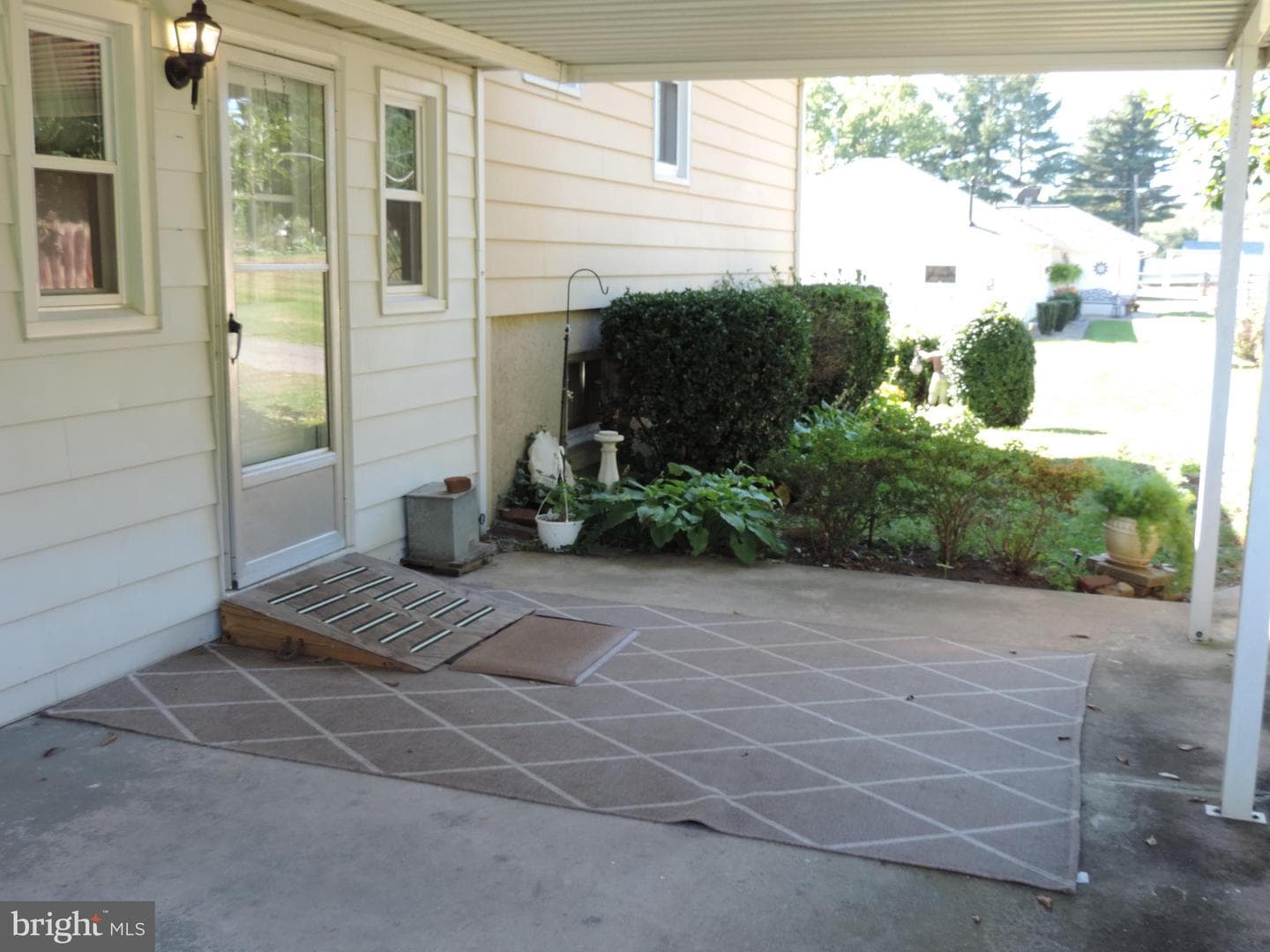 408 Clover Street photo 8