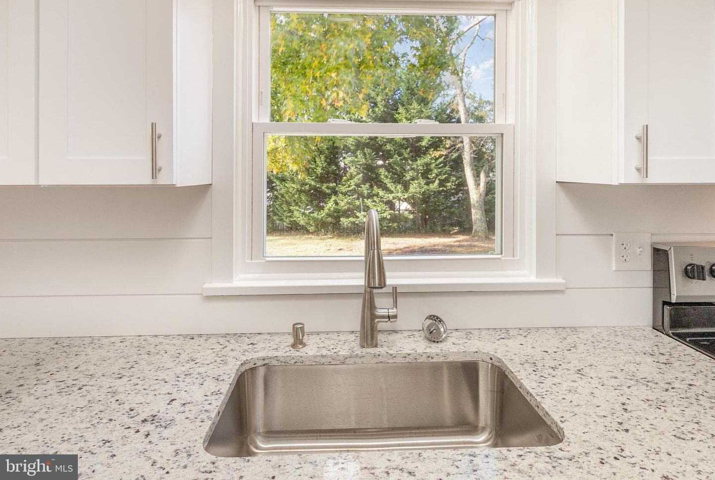 1514 Superior Street photo 9