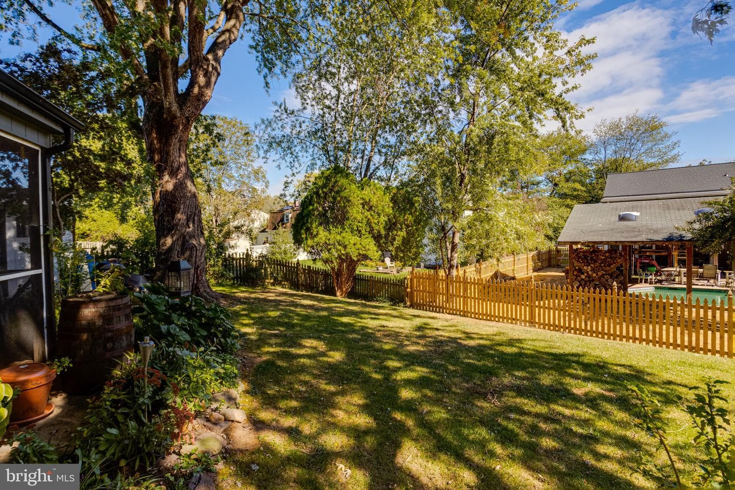 221 Kershaw Court photo 76