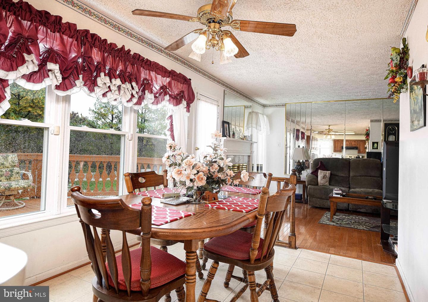 1415 Valley Forge Way photo 5