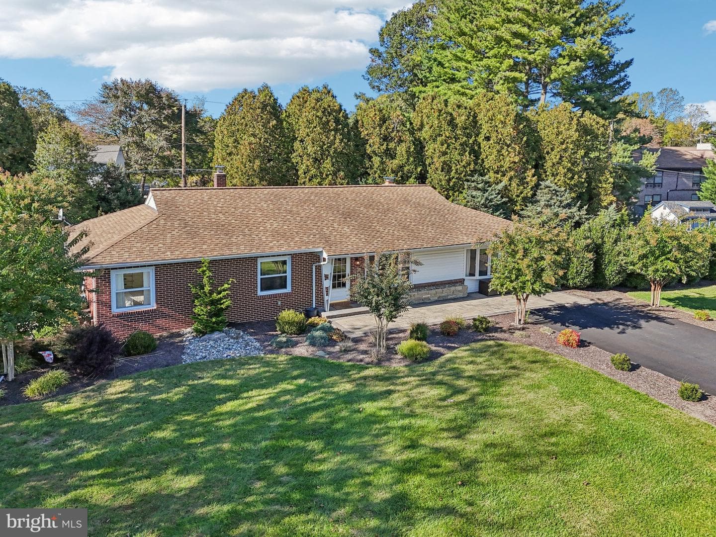 110 Meadow Road photo 36