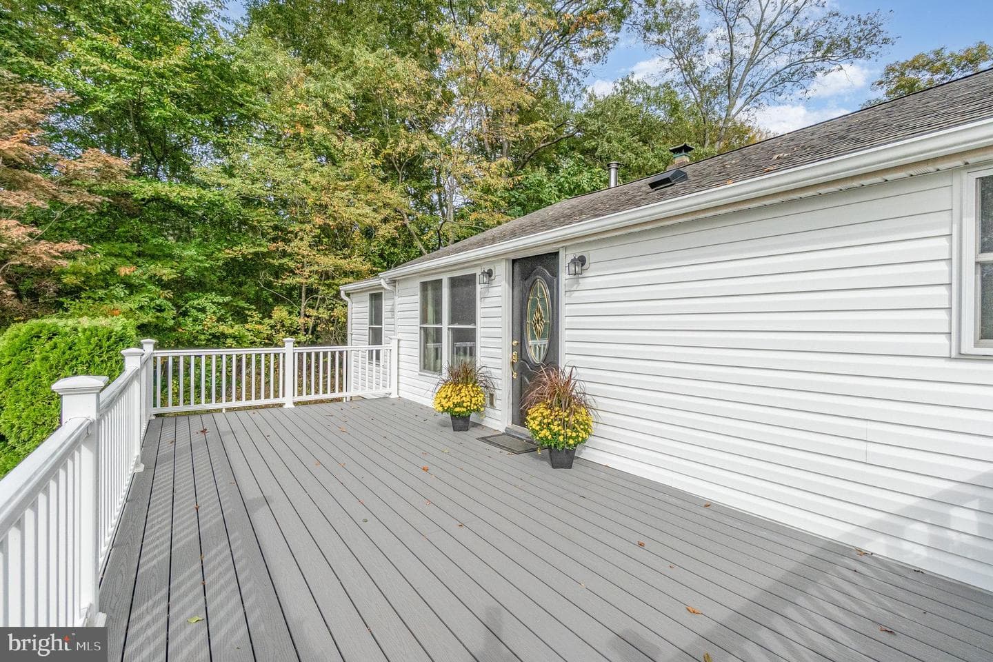 753 Gilbert Road photo 3