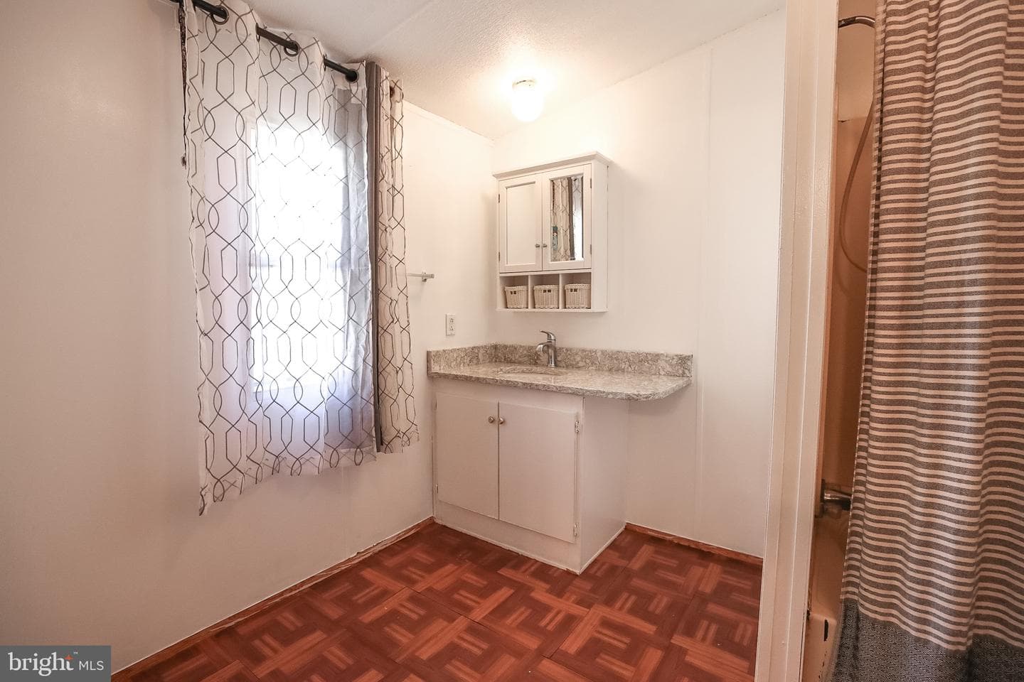 1822 Emily Drive photo 9