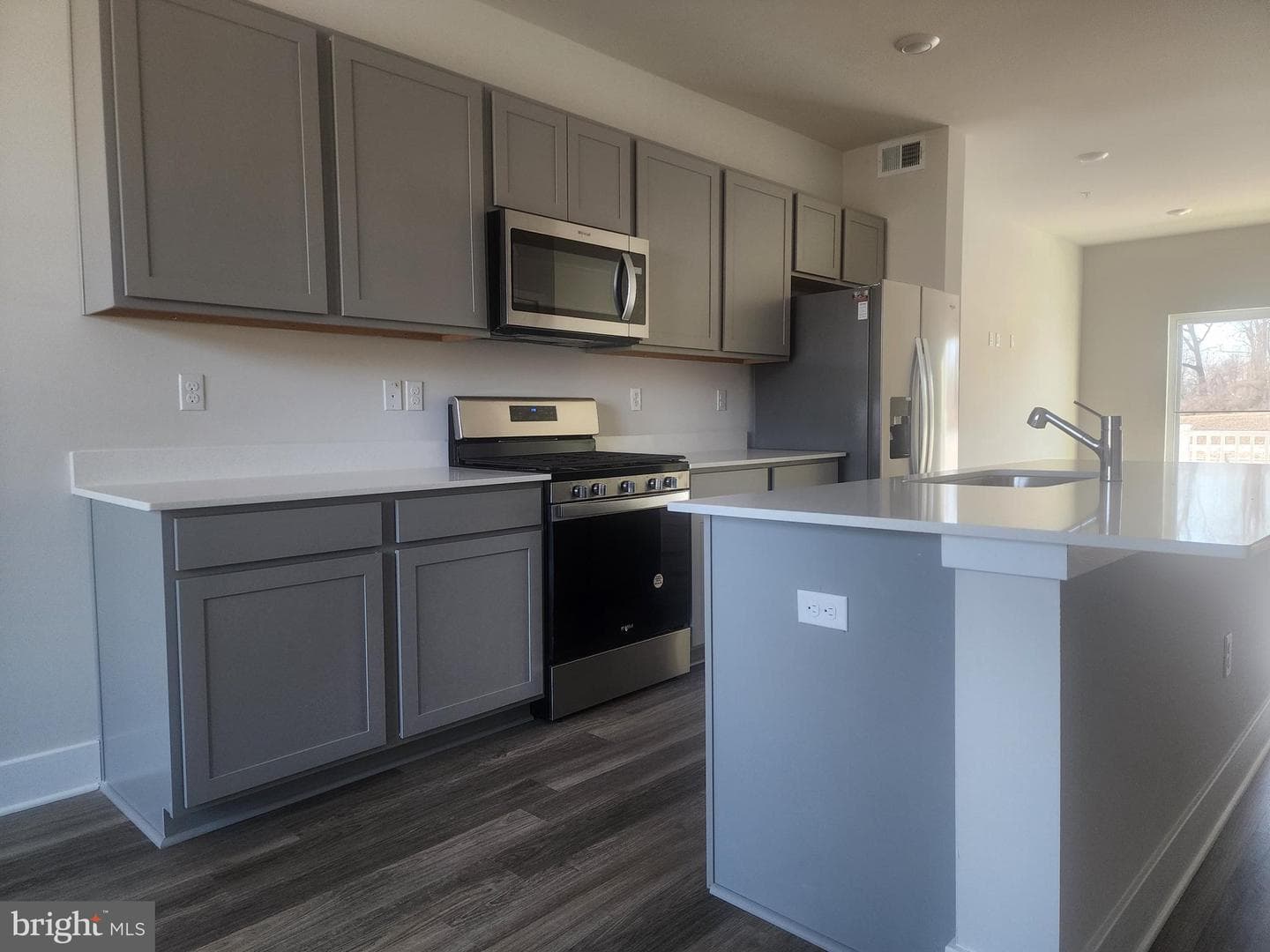 231 Joppa Farm Road photo 11