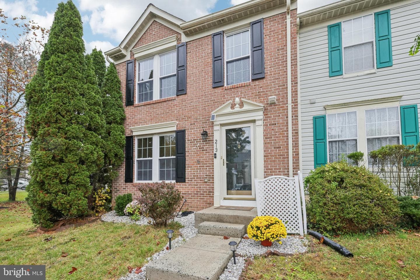 213 High Meadow Terrace photo 3