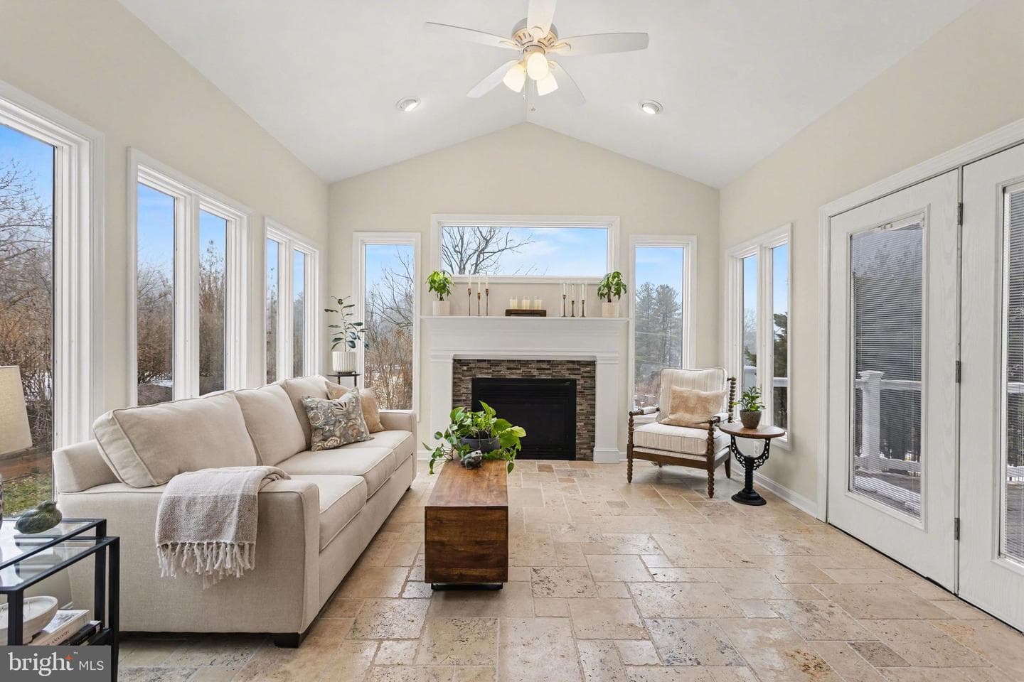 1119 Sunset Drive photo 9