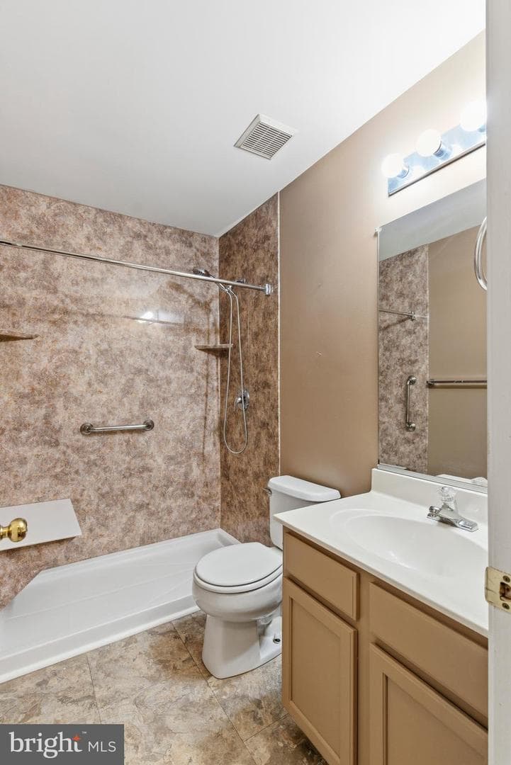 395 Enfield Road photo 35