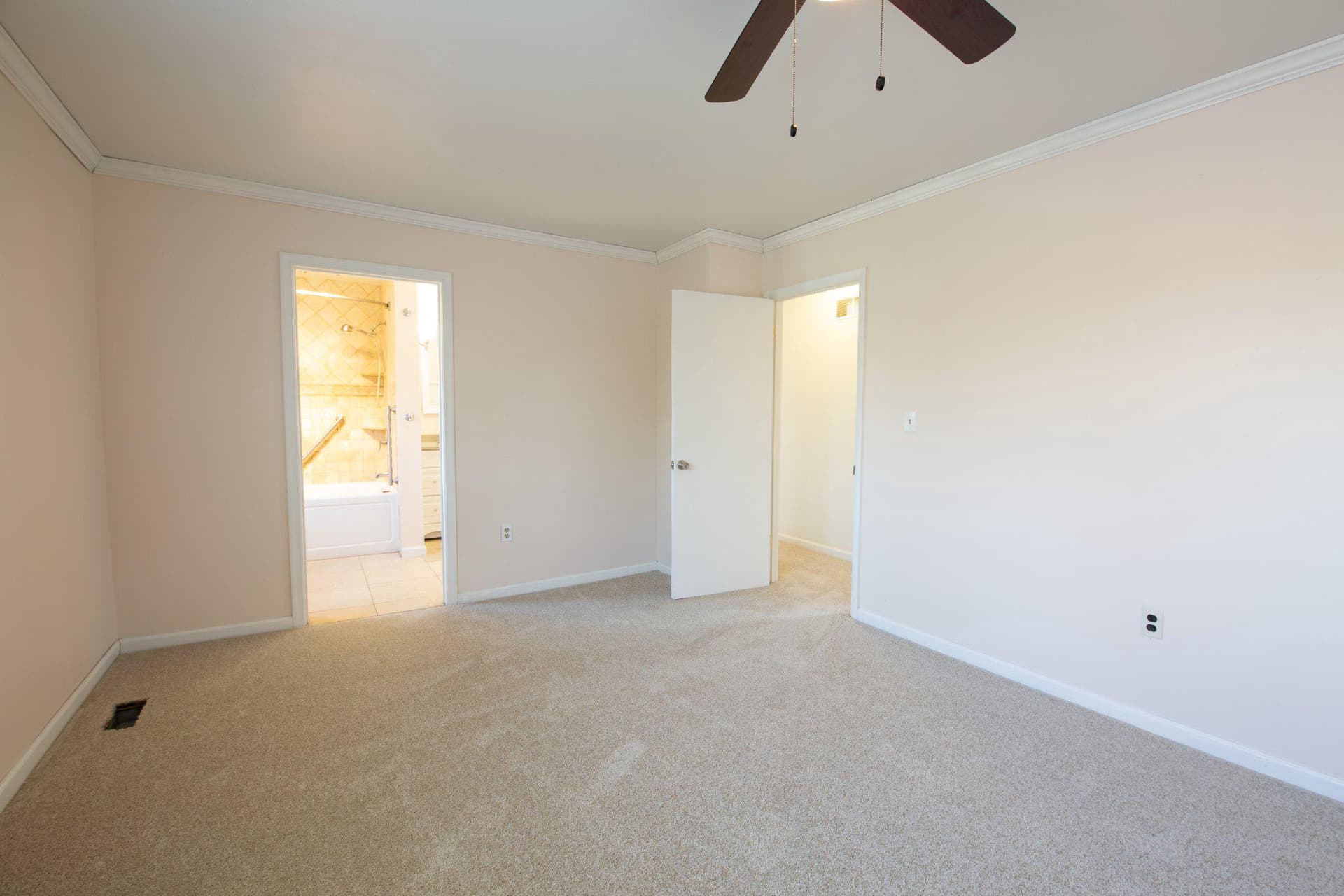 610 Country Club Road photo 40
