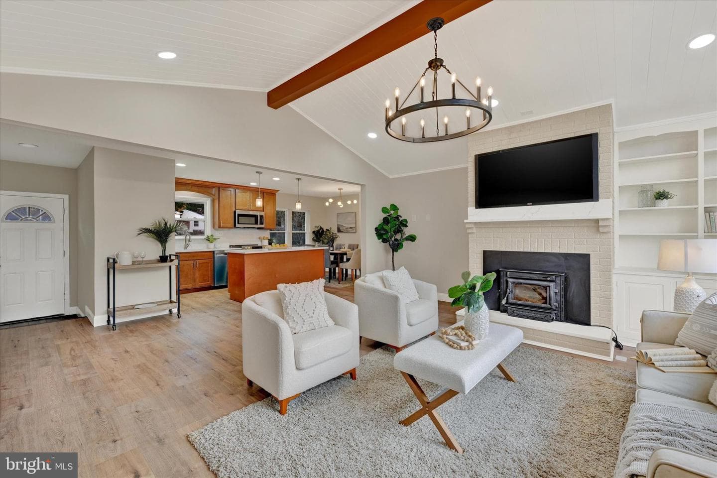 2300 Shannon Road photo 4