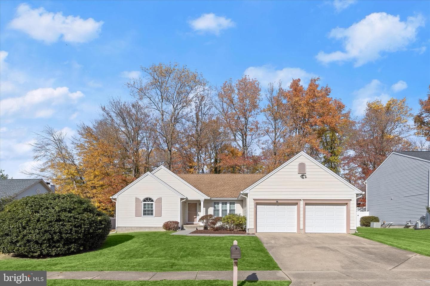 404 Arrow Wood Court photo 4