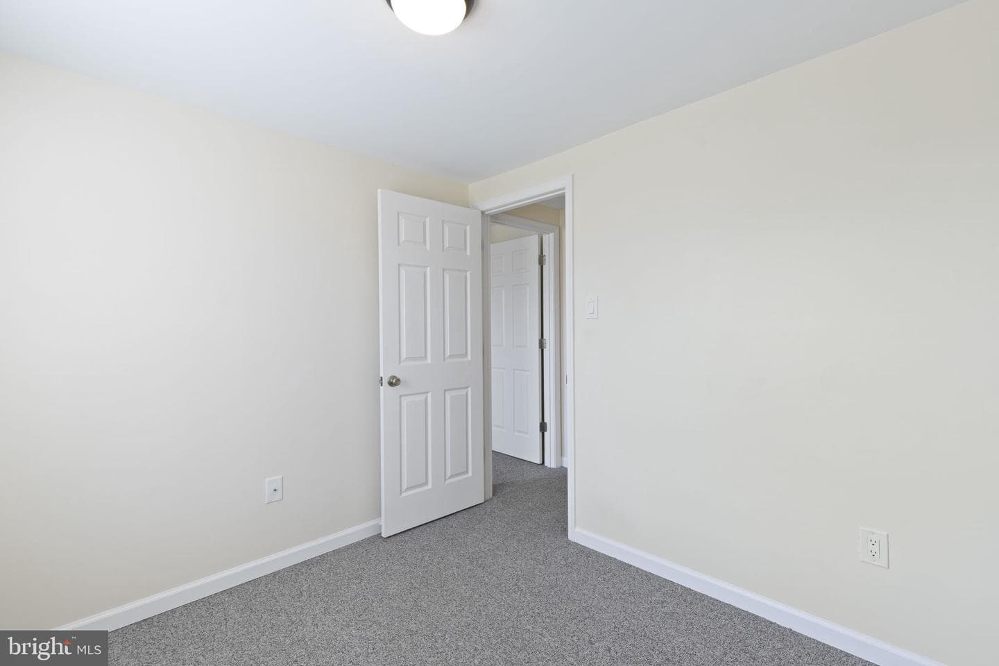 2727 Beckon Drive photo 18