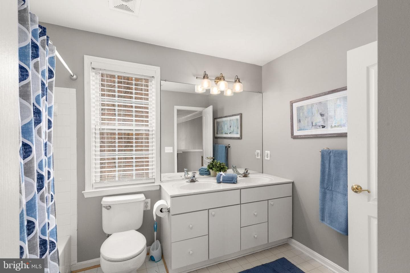 1011 Saddleback Way photo 32